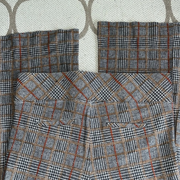 Torrid Pocket Flare Luxe Ponte High-Rise Plaid Pant, size 1R - Picture 5 of 17
